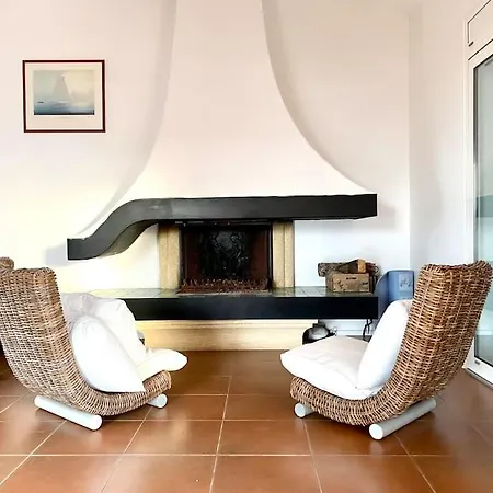 Villa D'exception Avec Piscine , Au Bord De La Mer *